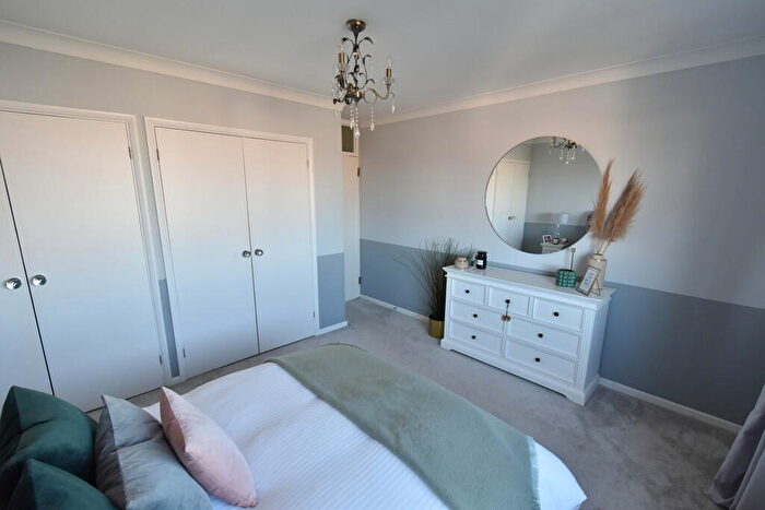 1 Bedroom Flat To Rent In Sutton Avenue, Peacehaven, BN10