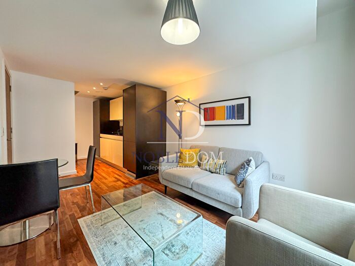 1 Bedroom Flat To Rent In Lambs Passage, London, EC1Y