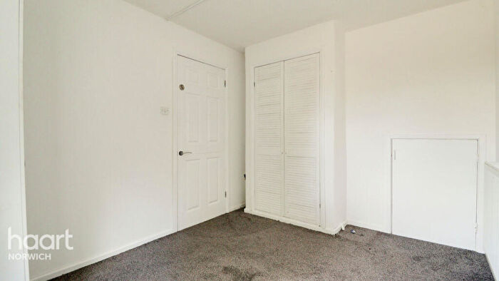 4 Bedroom End Of Terrace House To Rent In Braithwait Close, Norwich, NR5