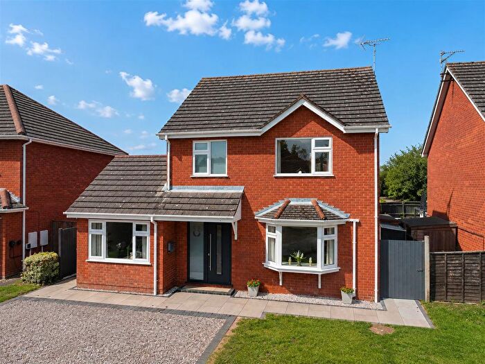 3 Bedroom Detached House For Sale In Heren Place, Spalding, PE11