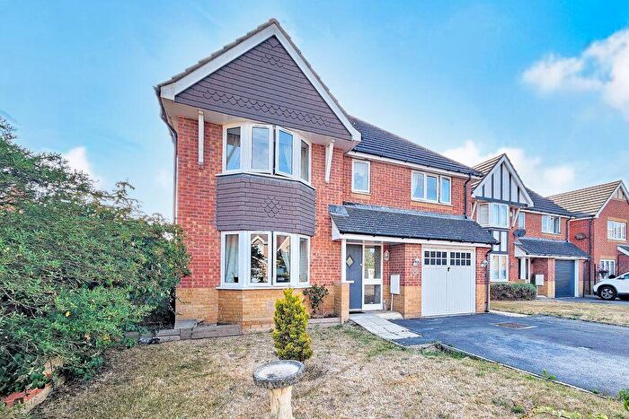 4 Bedroom Detached House For Sale In Fitzroy Drive, Lee-On-The-Solent, PO13