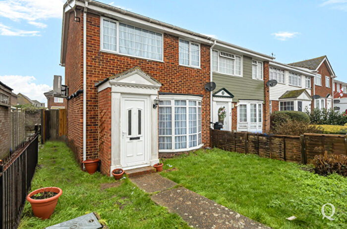 3 Bedroom End Of Terrace House For Sale In Emerald View, Warden, Sheerness, Kent, ME12