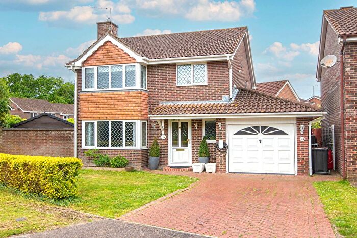 5 Bedroom Detached House For Sale In Coriander Drive, West Totton, SO40