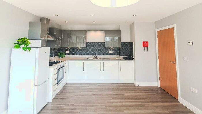 1 Bedroom Flat To Rent In Skyline House, Stevenage, SG1