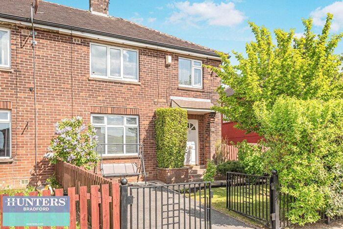 3 Bedroom Semi-Detached House For Sale In Meadway, Woodside, Bradford, West Yorkshire, BD6