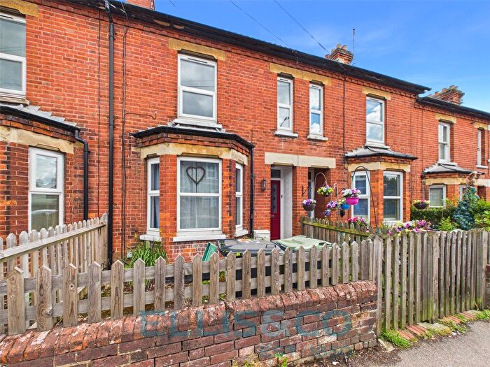 3 Bedroom Terraced House For Sale In Shipbourne Road, Tonbridge, Kent, TN10