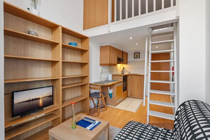 Studio To Rent In Fairholme Road, West Kensington, W14