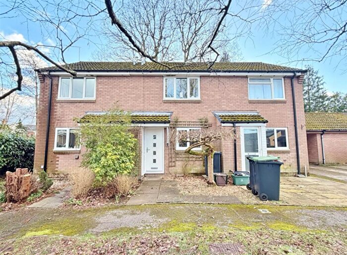 2 Bedroom Terraced House For Sale In Cotswold Close, Verwood, Dorset, BH31