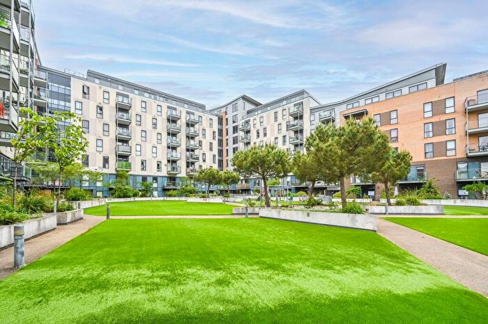1 Bedroom Flat For Sale In New Century House, , Royal Docks, London, E16