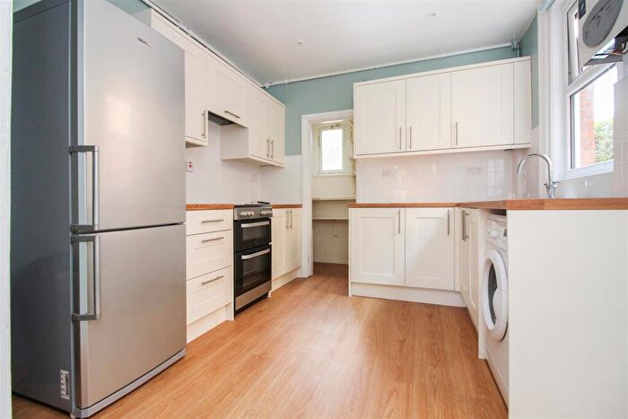 4 Bedroom Terraced House To Rent In North Holmes Road, Canterbury, Kent, CT1