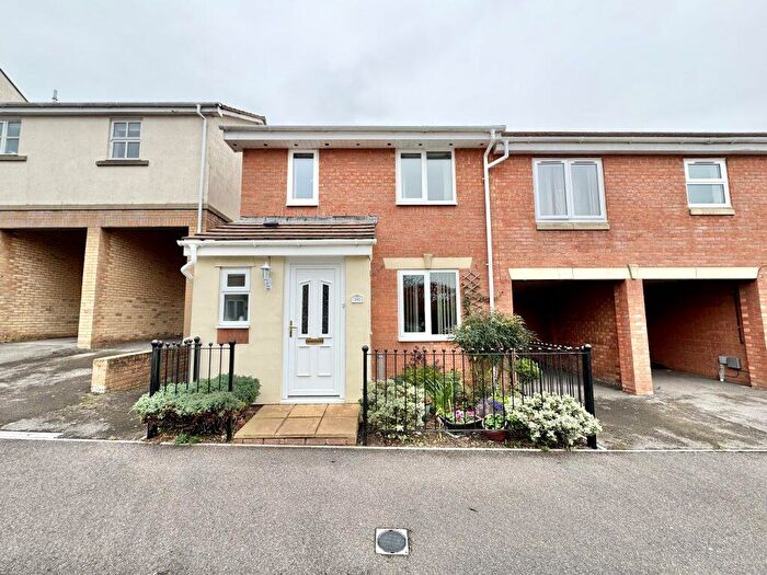 3 Bedroom End Of Terrace House For Sale In Ermine Street, Yeovil, Somerset, BA21