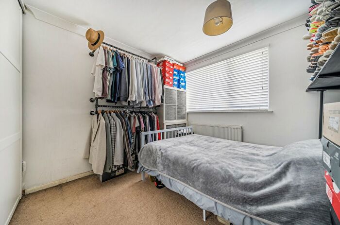 3 Bedroom End Of Terrace House For Sale In Heather Gardens, Fareham, Hampshire, PO15