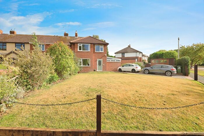 3 Bedroom Semi-Detached House For Sale In Loak Road, Albrighton, Wolverhampton, WV7