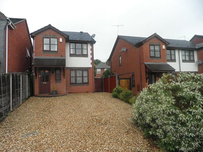 3 Bedroom House To Rent In Beauchamp Avenue, Kidderminster, DY11