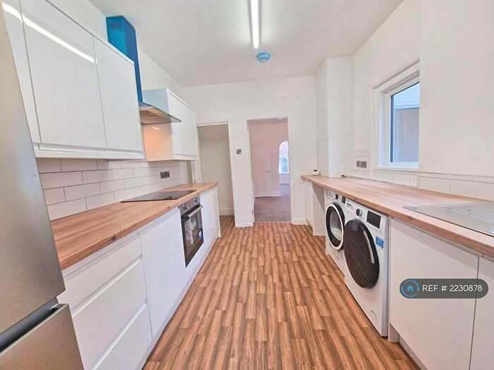 2 Bedroom Terraced House To Rent In Kathleen Road, Birmingham, B25