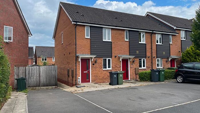 2 Bedroom End Of Terrace House To Rent In Buttercup Walk, Malvern, WR14