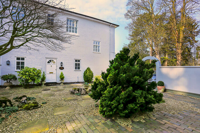 2 Bedroom Property For Sale In The Mews, Berkswell Hall, Meriden Road, Berkswell, Coventry, CV7