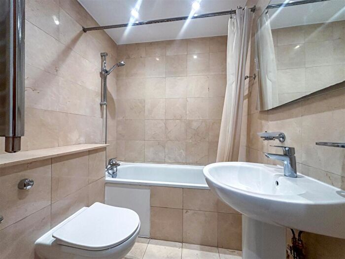 2 Bedroom Apartment To Rent In William Court, St John's Wood, NW8