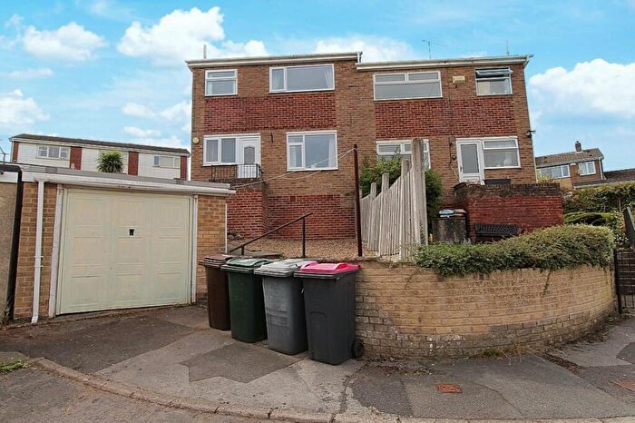 3 Bedroom Semi-Detached House For Sale In Nelson Close, Brinsworth, Rotherham, S60