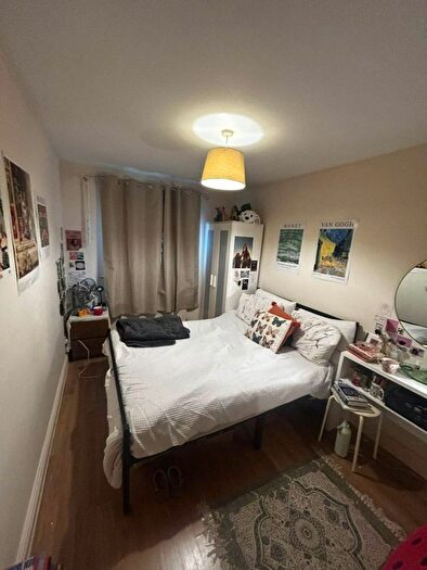 2 Bedroom Flat To Rent In Whiteoak Road, Fallowfield, M14