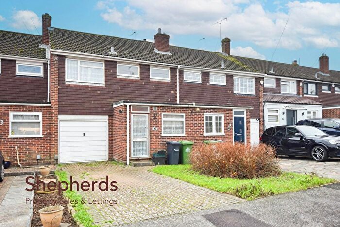 3 Bedroom Terraced House For Sale In Herongate Road, Cheshunt, Hertfordshire, EN8