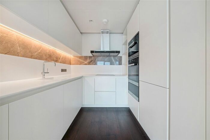 2 Bedroom Flat To Rent In Casson Square, London, SE1