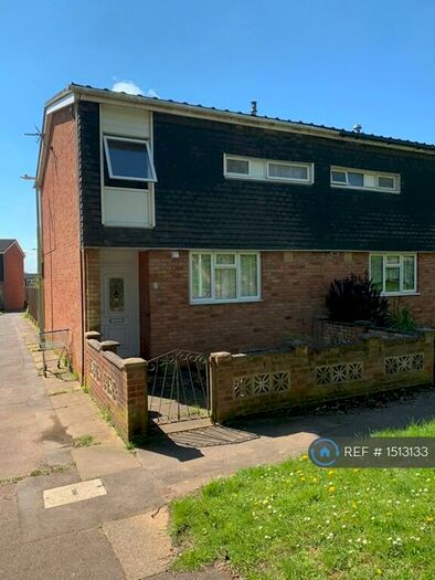 3 Bedroom End Of Terrace House To Rent In First Avenue, Sudbury, CO10