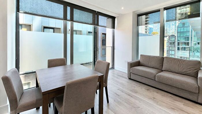 Studio To Rent In Piazza Walk, Neroli House, E1