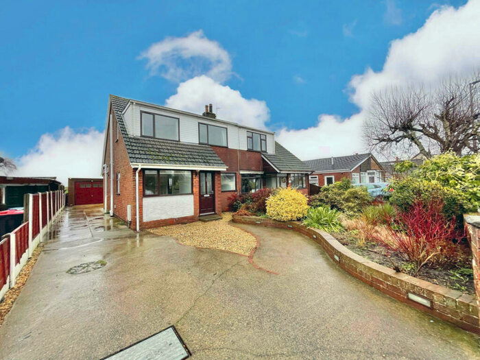 4 Bedroom Semi-Detached House For Sale In Pilling Lane, Knott End On Sea, FY6