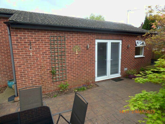 1 Bedroom Apartment To Rent In Marshall Drive, Bramcote., NG9