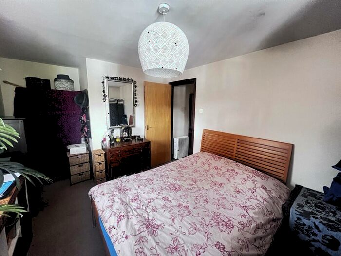 2 Bedroom Property To Rent In Allens Road, Southsea, PO4