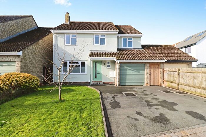4 Bedroom Detached House For Sale In Inglestone Road, Wickwar, Wotton-Under-Edge, GL12