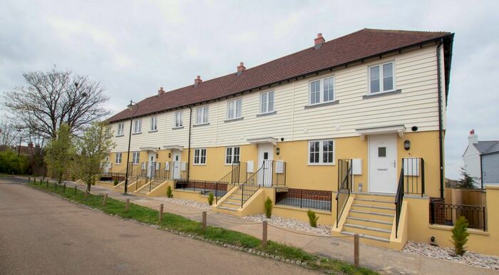 3 Bedroom Town House To Rent In New Creek Road, Faversham, ME13