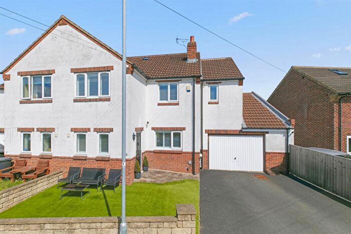 4 Bedroom Semi-Detached House For Sale In Ridding Gate, Otley, LS21