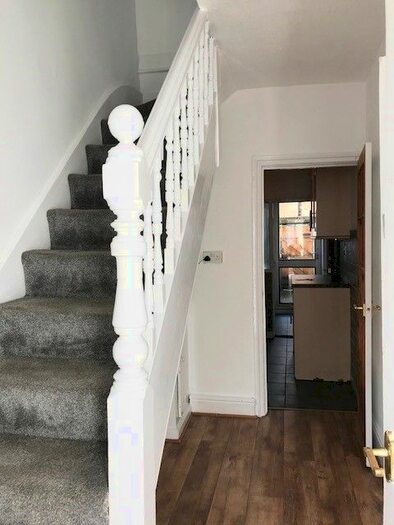 2 Bedroom Property To Rent In Newton Road, Hoylake, Wirral, CH47