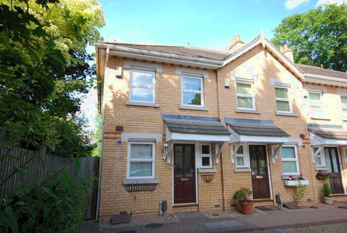 2 Bedroom End Of Terrace House To Rent In Meadside Close Beckenham, BR3