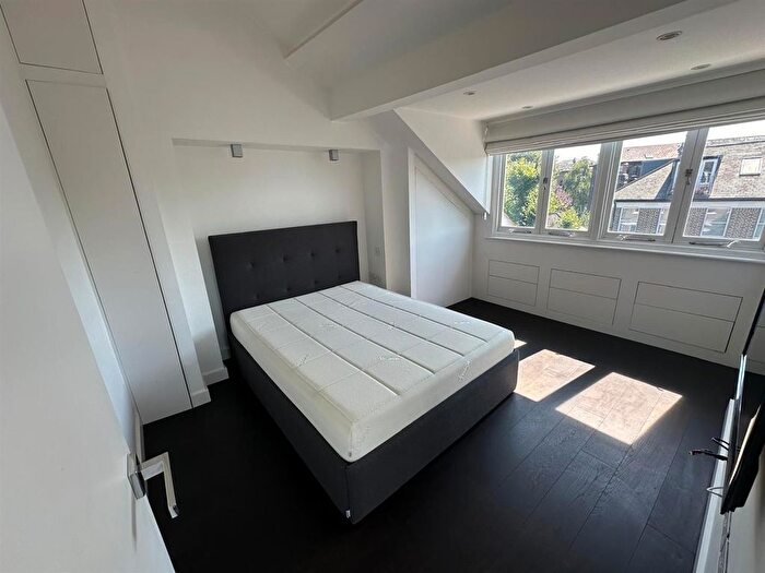 1 Bedroom Flat To Rent In South Hill Park, London, NW3