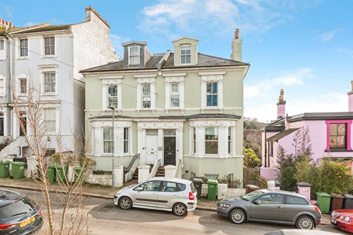 5 Bedroom Semi-detached House For Sale In Quarry Road, Hastings, TN34