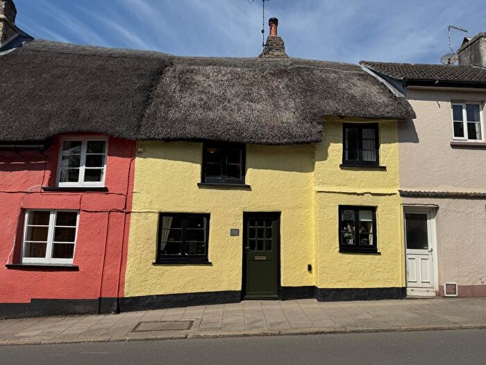2 Bedroom Terraced House For Sale In Bridge Street, Okehampton, EX20