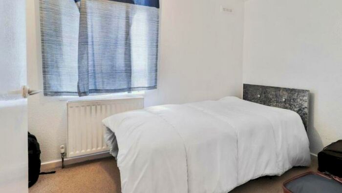 3 Bedroom Terraced House For Sale In Nightingale Lane, Wellingborough, NN8