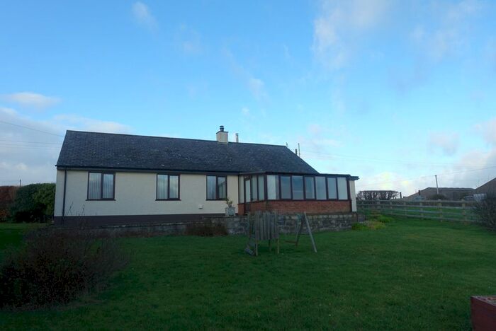 3 Bedroom Bungalow To Rent In Llanfechell, Amlwch, LL68
