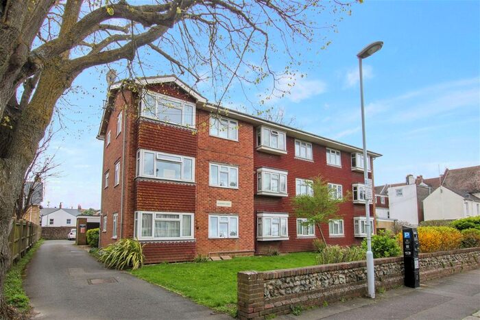 1 Bedroom Flat To Rent In Byron Road, Worthing, BN11