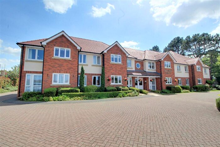 2 Bedroom Retirement Property For Sale In Windsor Lodge, Princes Risborough, Buckinghamshire, HP27