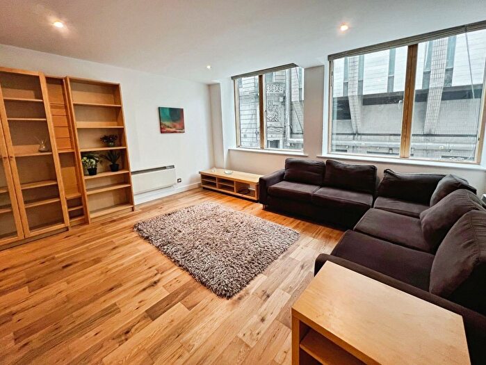 1 Bedroom Flat To Rent In Park House Apartments, Park Row, Leeds, West Yorkshire, LS1