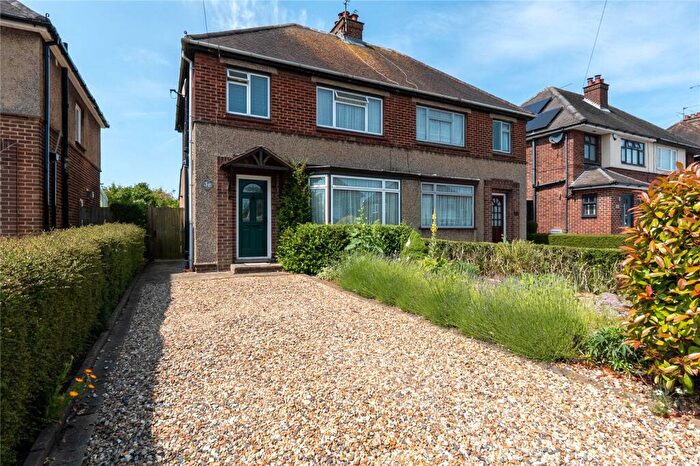 3 Bedroom Semi Detached House For Sale In Cottingham Grove, Bletchley, MK3