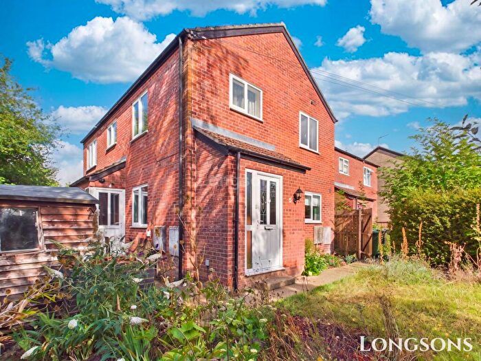 2 Bedroom Flat For Sale In Canons Close, Toftwood, NR19