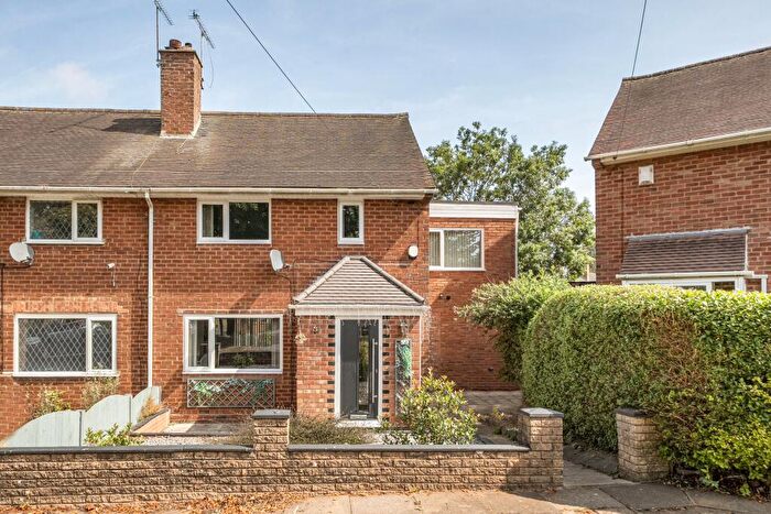3 Bedroom Semi Detached House To Rent In Mill Lane, Quinton, Birmingham, B32