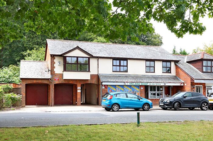 2 Bedroom Flat For Sale In Fairview, School Road, Penn, HP10