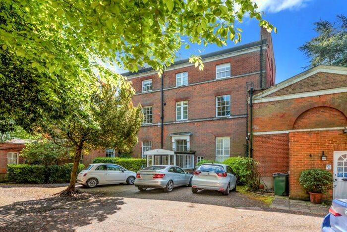 2 Bedroom Flat To Rent In Stanmore Hill Stanmore, HA7