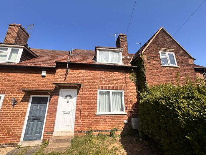 2 Bedroom Semi-Detached House To Rent In Newton Grove, Corby, NN17